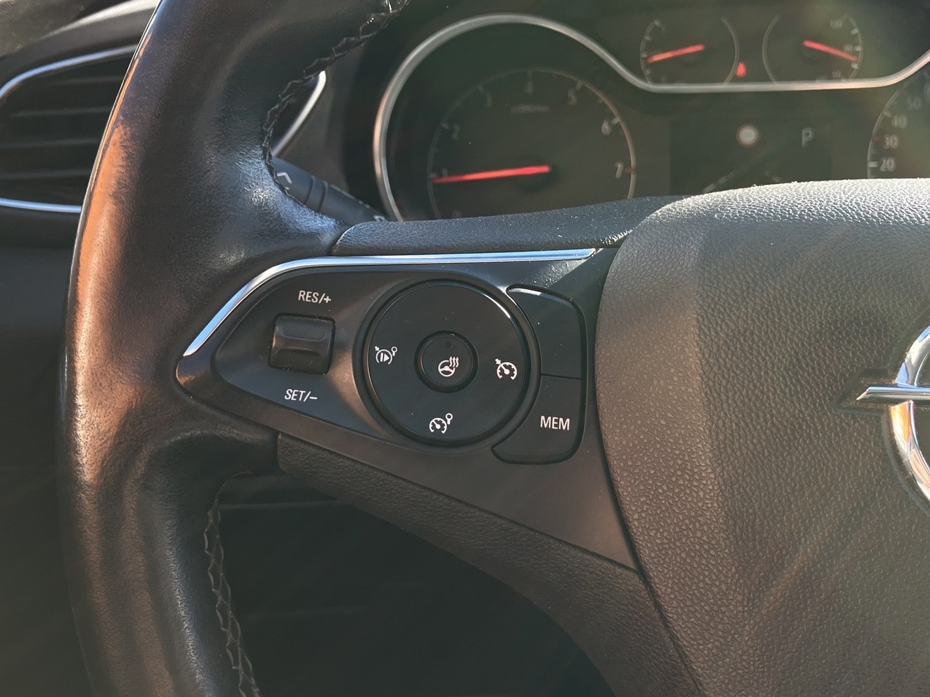 Opel Grandland X vaihtoauto