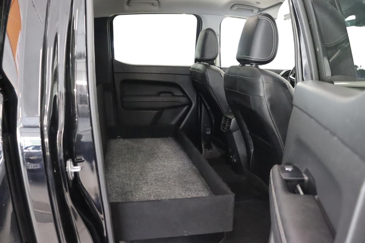 Volkswagen Amarok vaihtoauto