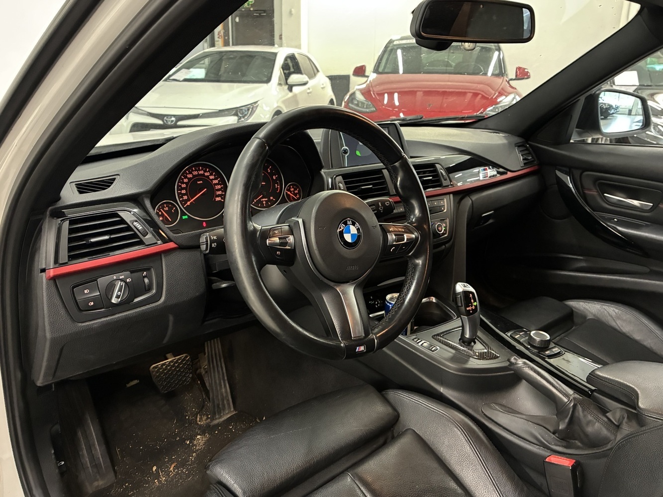 BMW 320 vaihtoauto