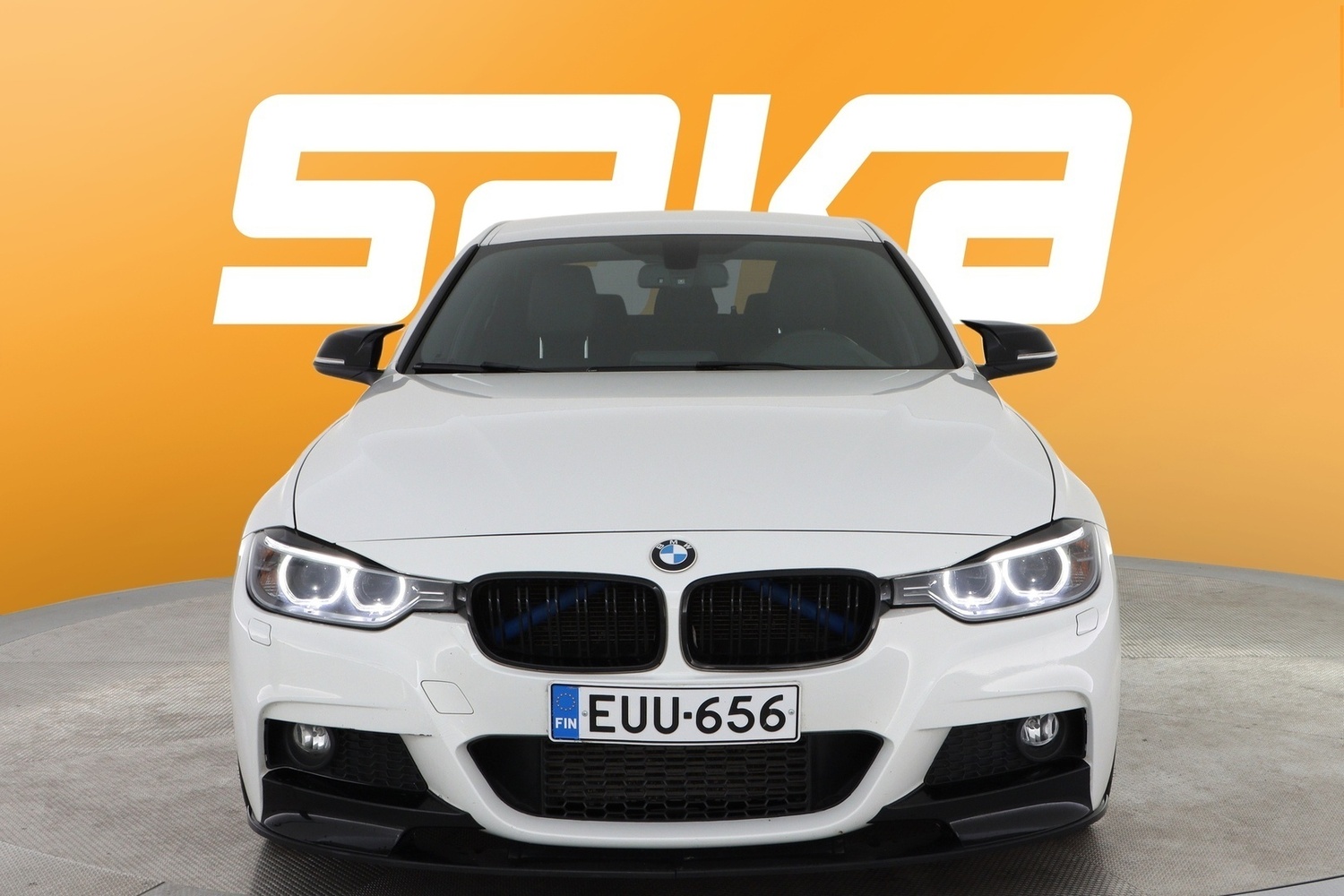 BMW 320 vaihtoauto