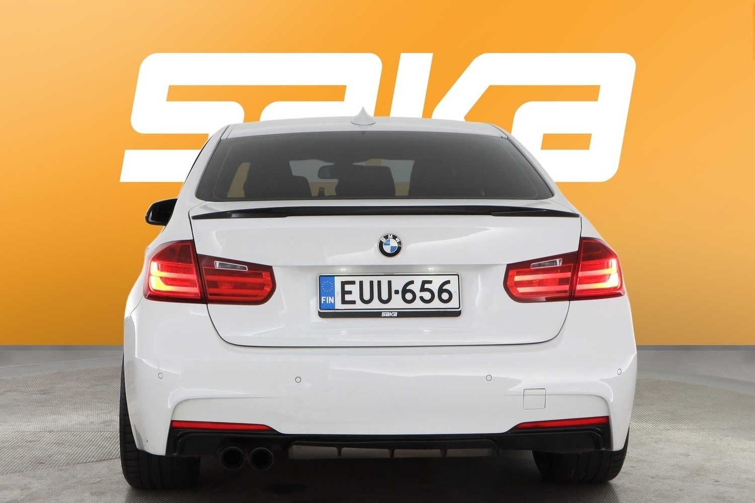 BMW 320 vaihtoauto