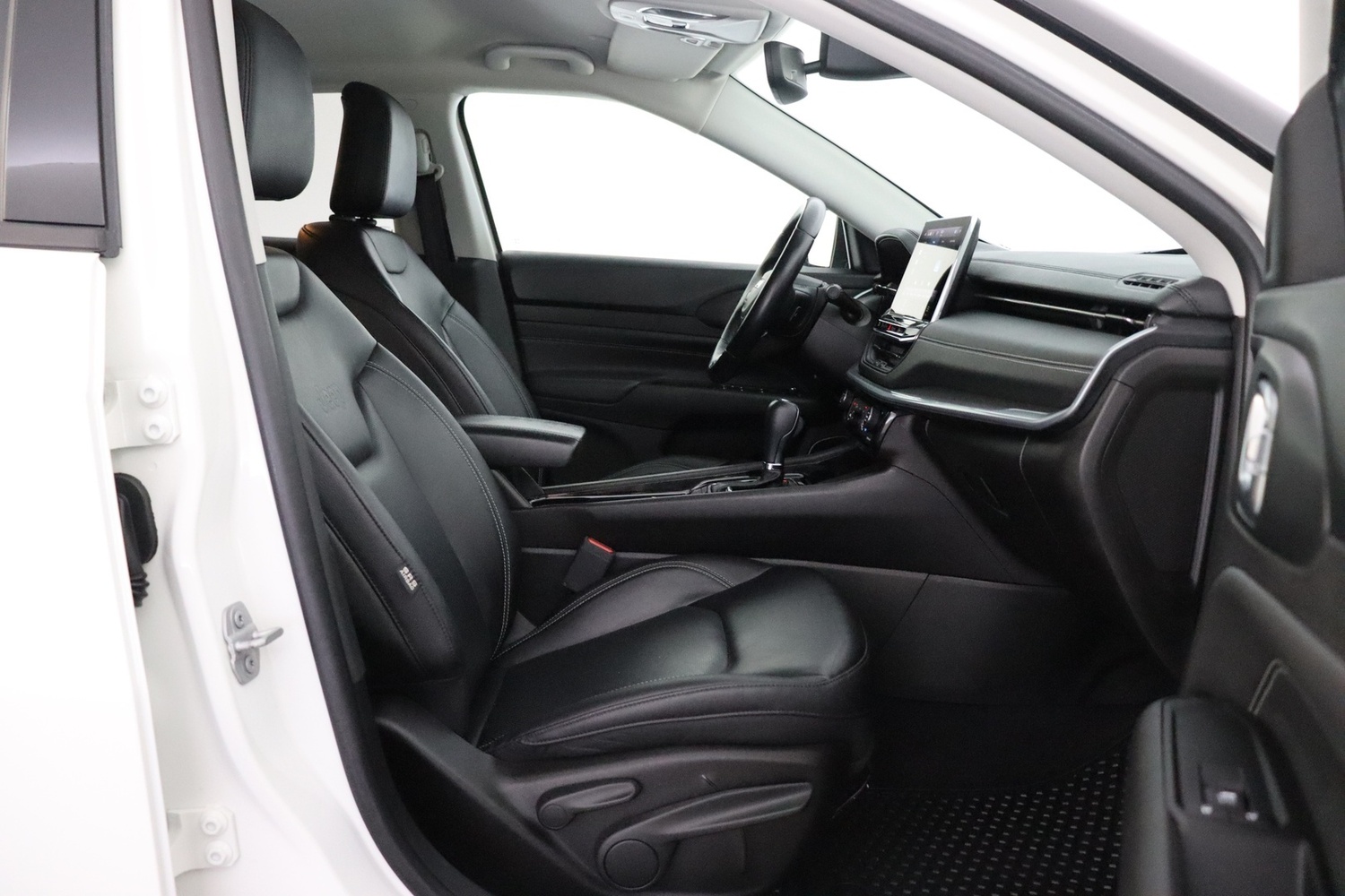 Jeep Compass vaihtoauto
