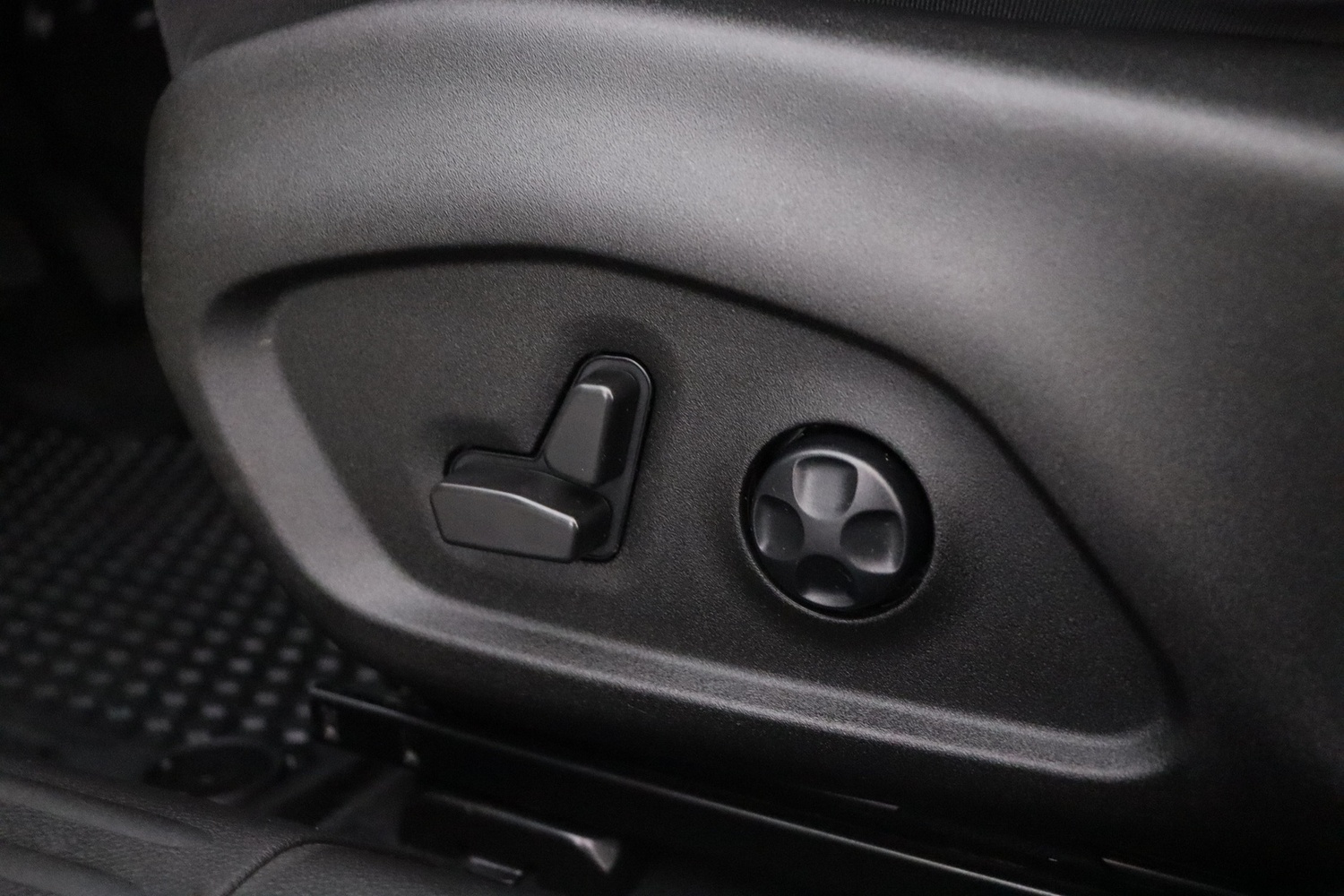 Jeep Compass vaihtoauto