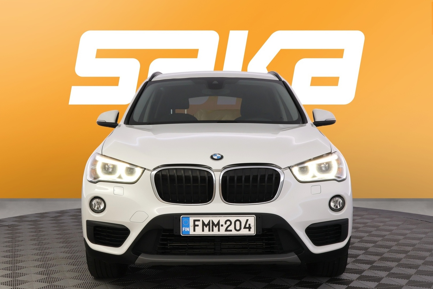 BMW X1 vaihtoauto