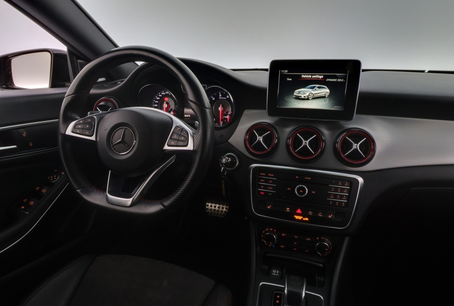 Mercedes-Benz CLA vaihtoauto