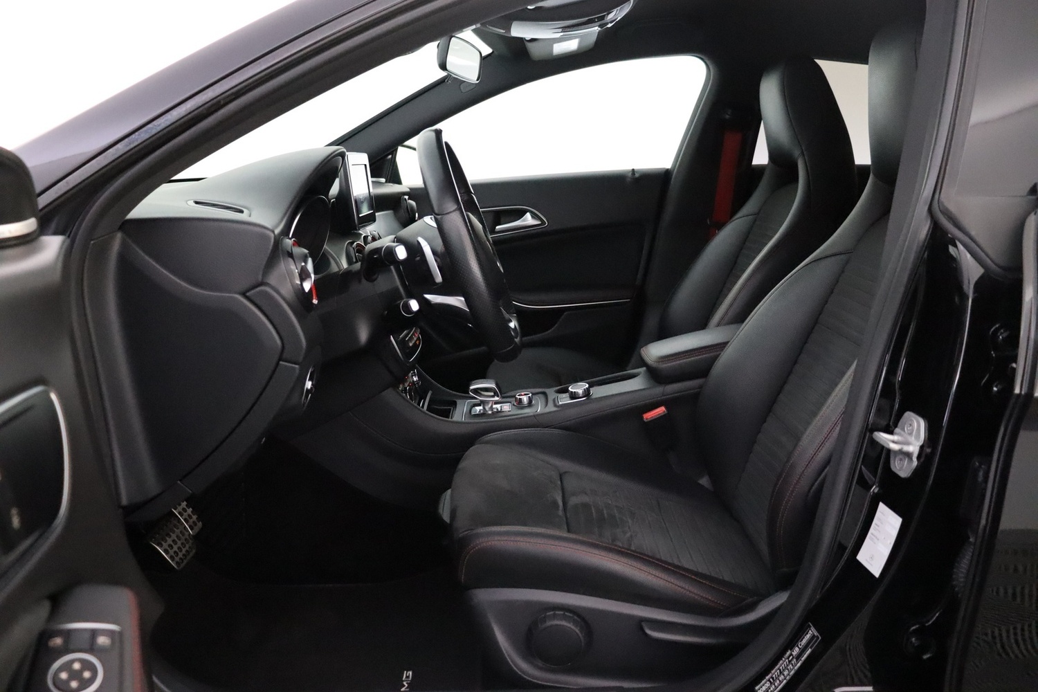 Mercedes-Benz CLA vaihtoauto