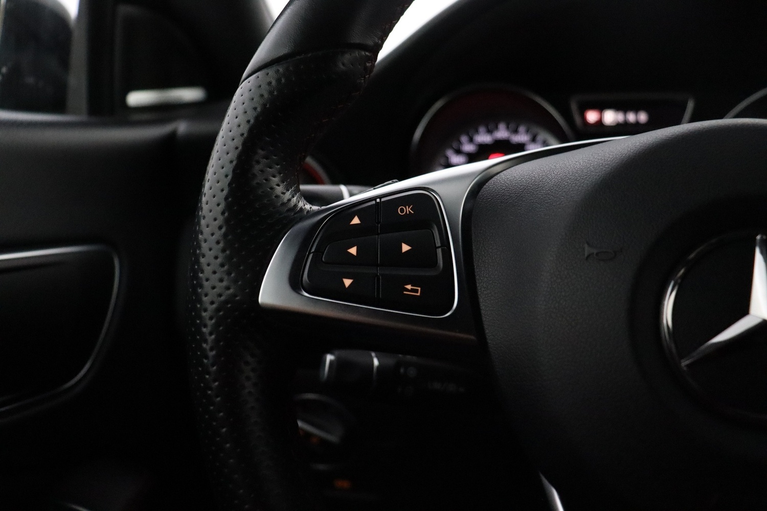 Mercedes-Benz CLA vaihtoauto