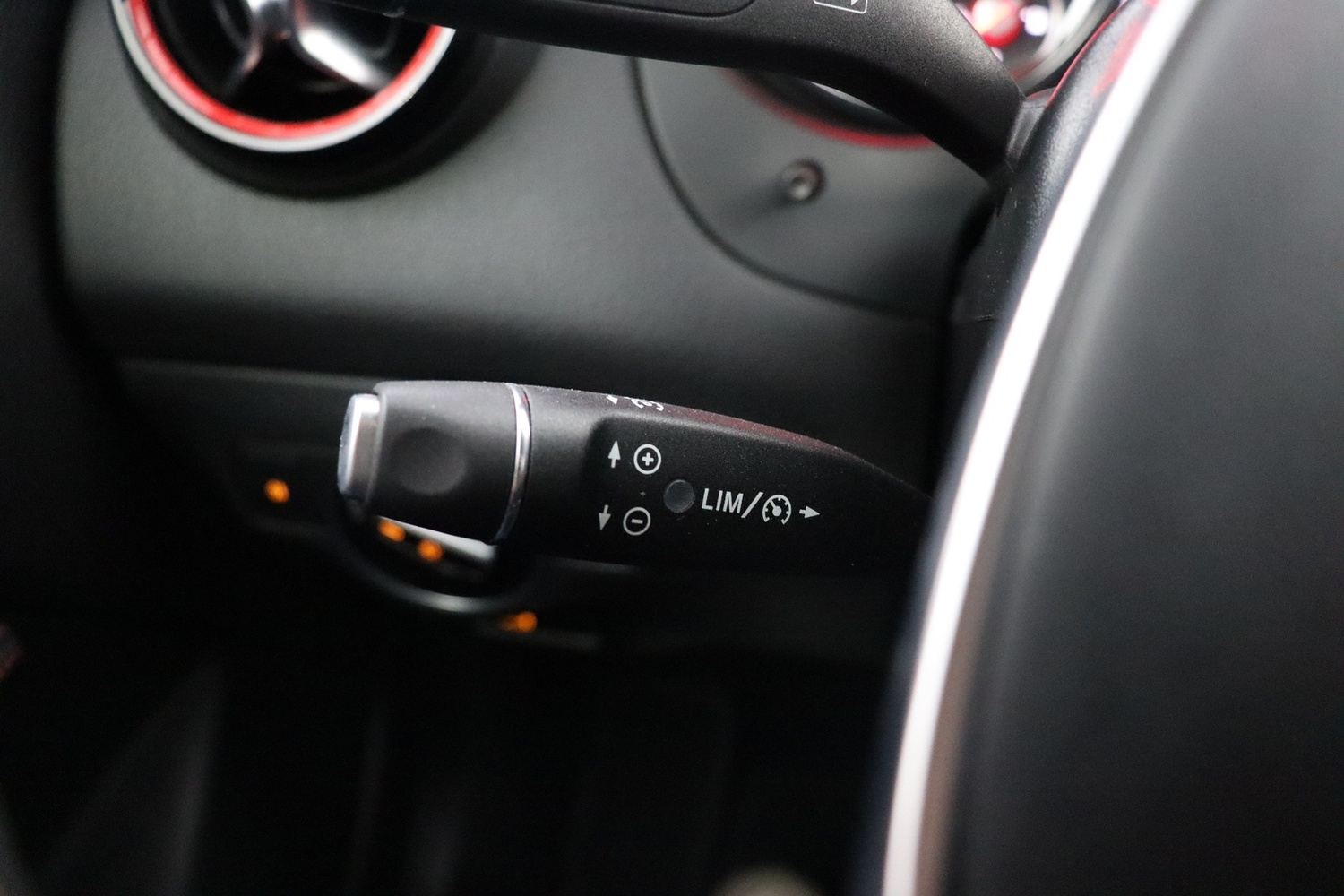 Mercedes-Benz CLA vaihtoauto