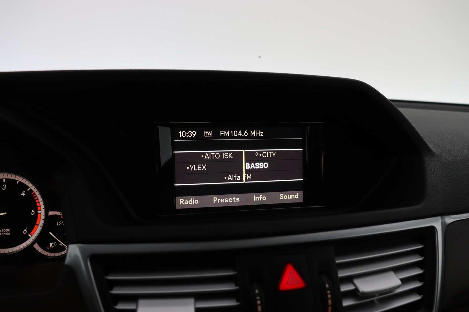 Mercedes-Benz E vaihtoauto