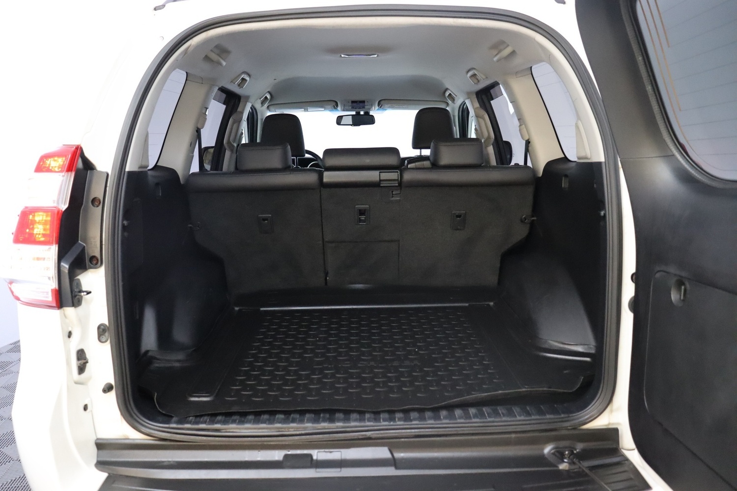 Toyota Land Cruiser vaihtoauto