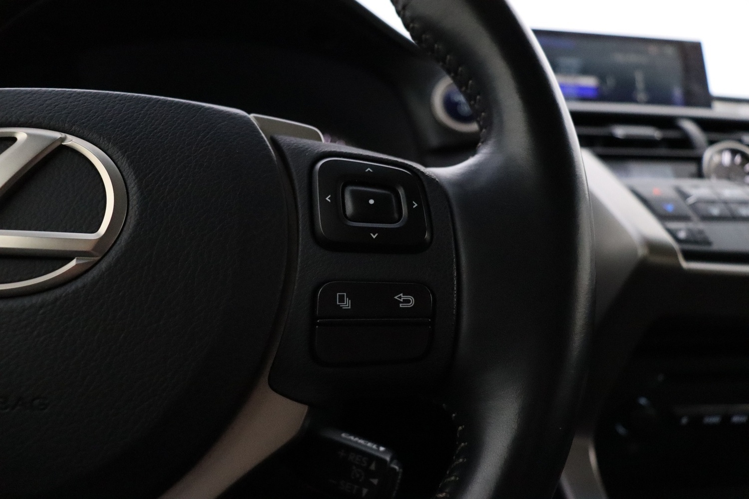 Lexus NX vaihtoauto