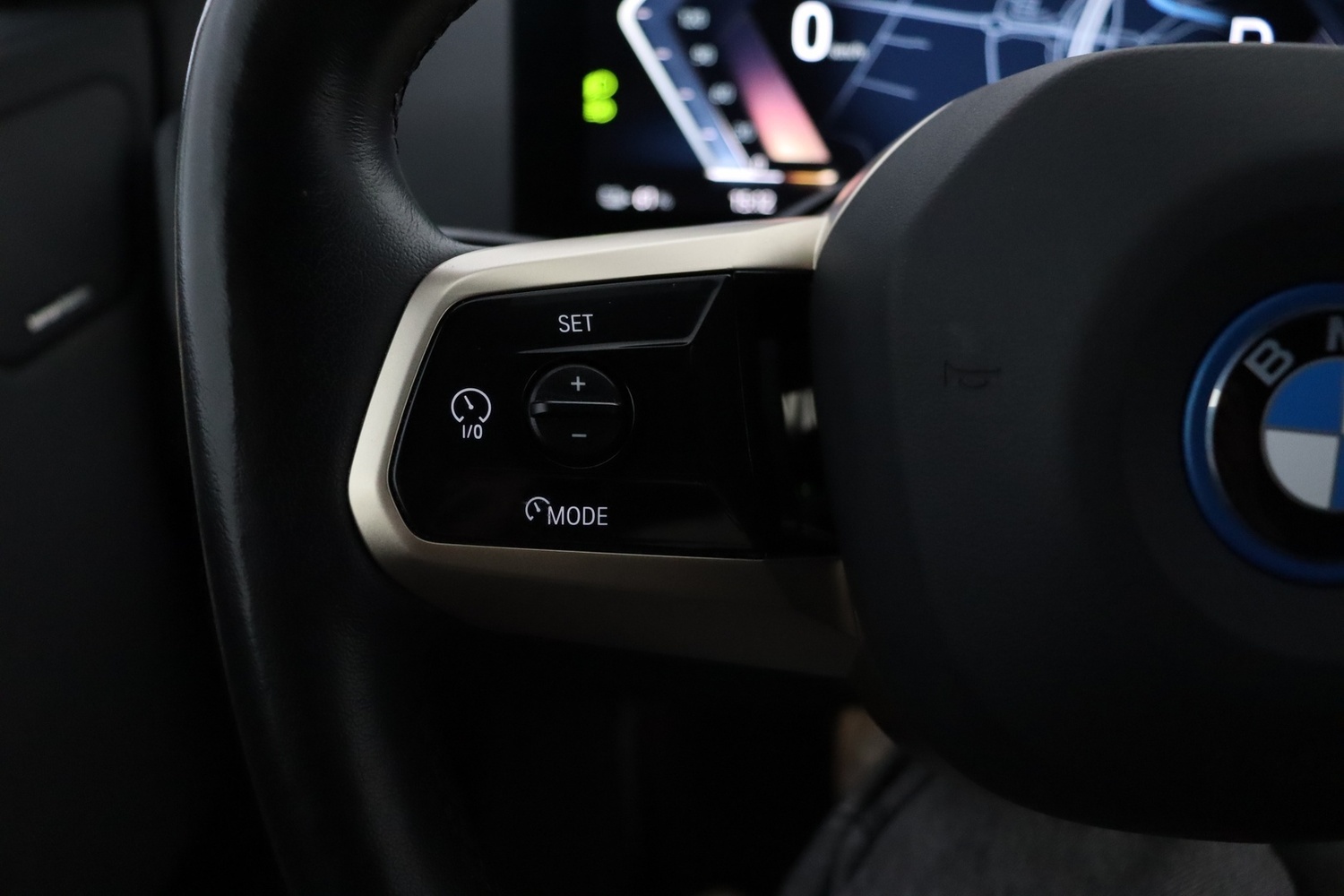 BMW iX vaihtoauto