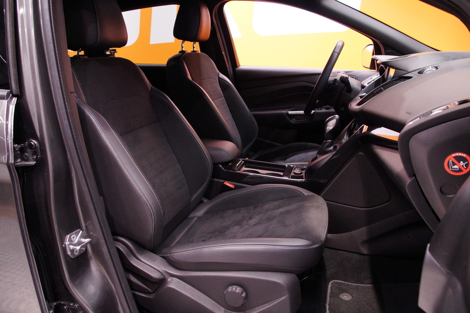 Ford Kuga vaihtoauto