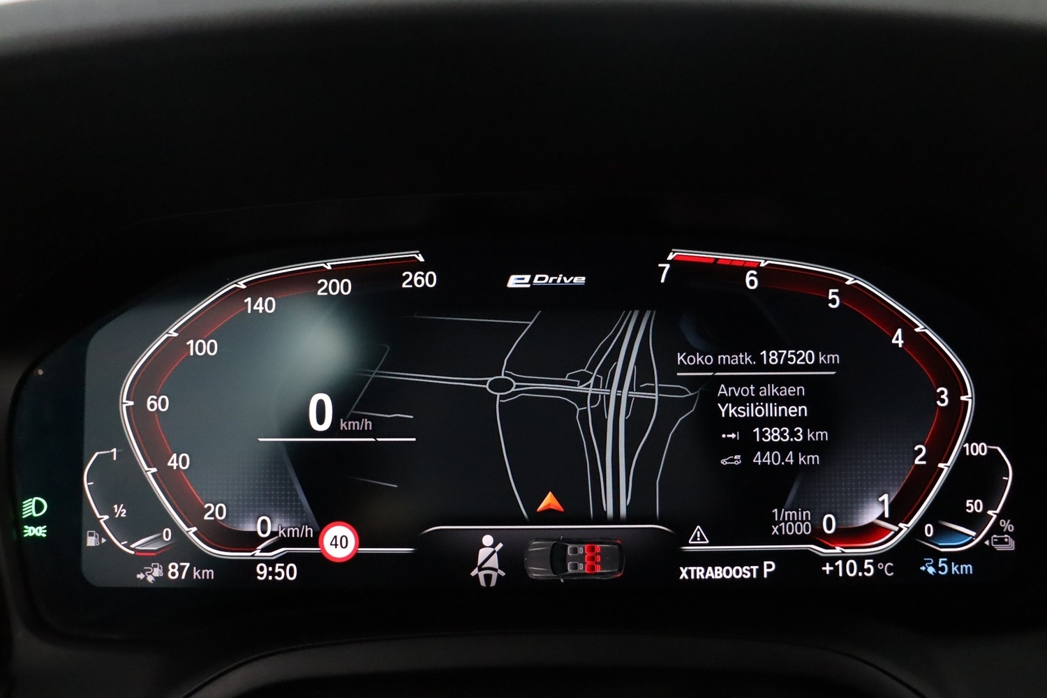 BMW 330 vaihtoauto