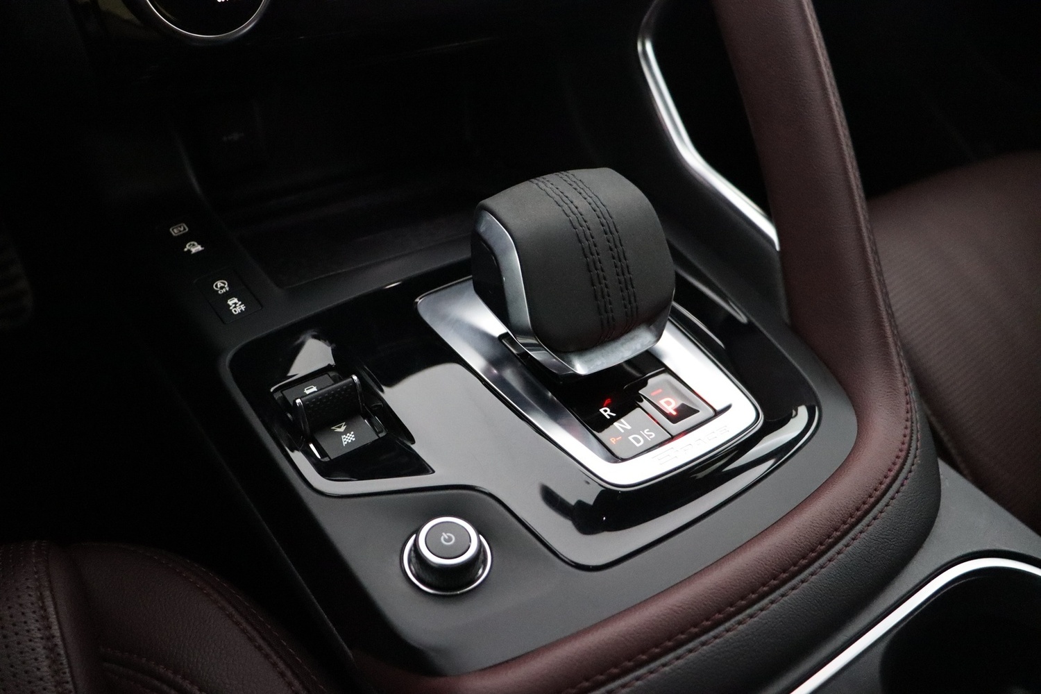 Jaguar E-PACE vaihtoauto