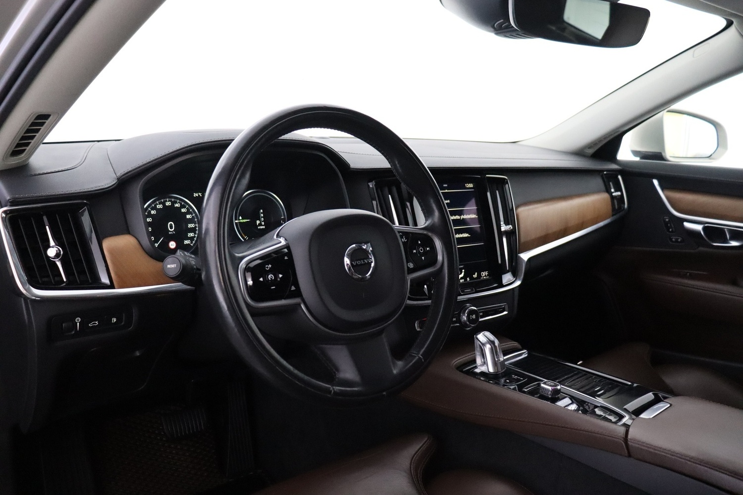 Volvo V90 vaihtoauto