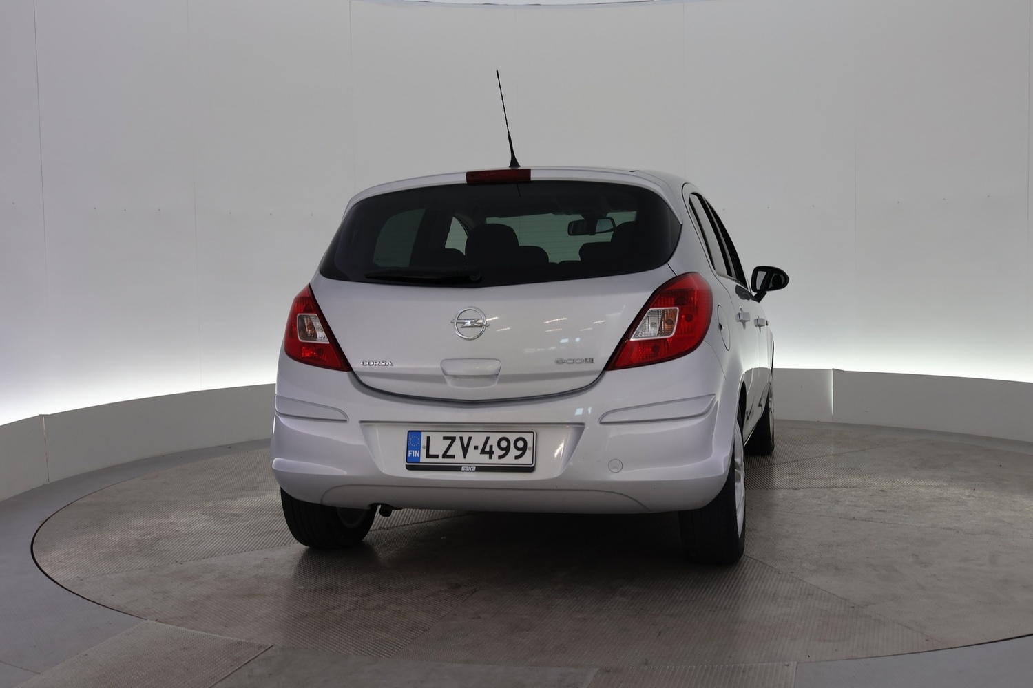 Opel Corsa vaihtoauto