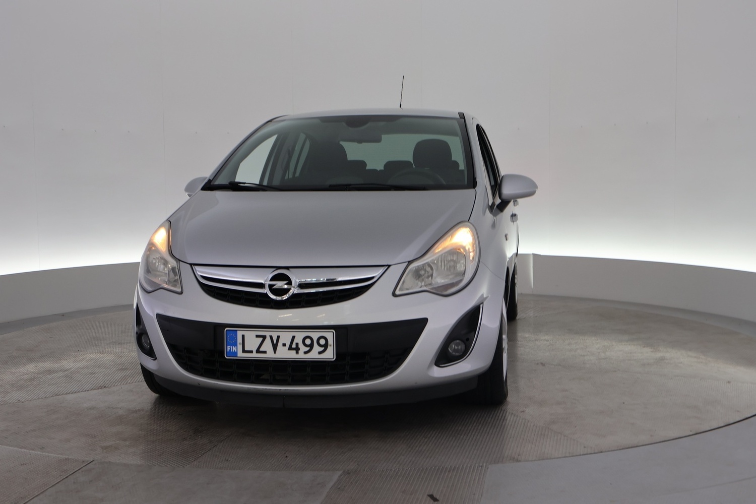 Opel Corsa vaihtoauto