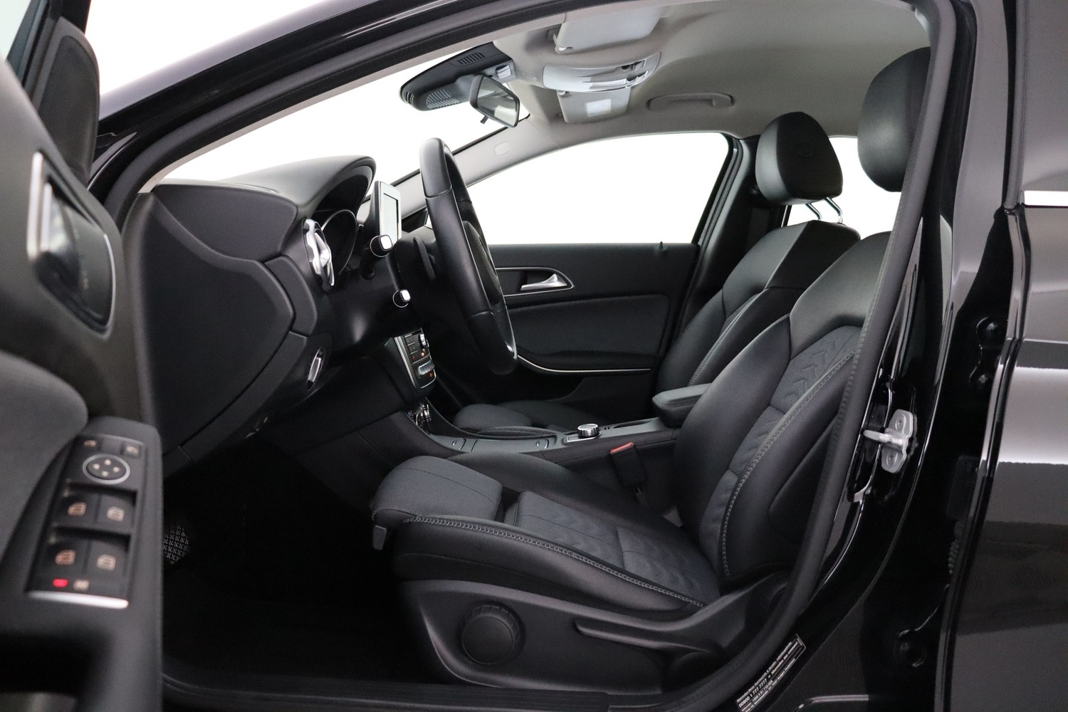 Mercedes-Benz GLA vaihtoauto