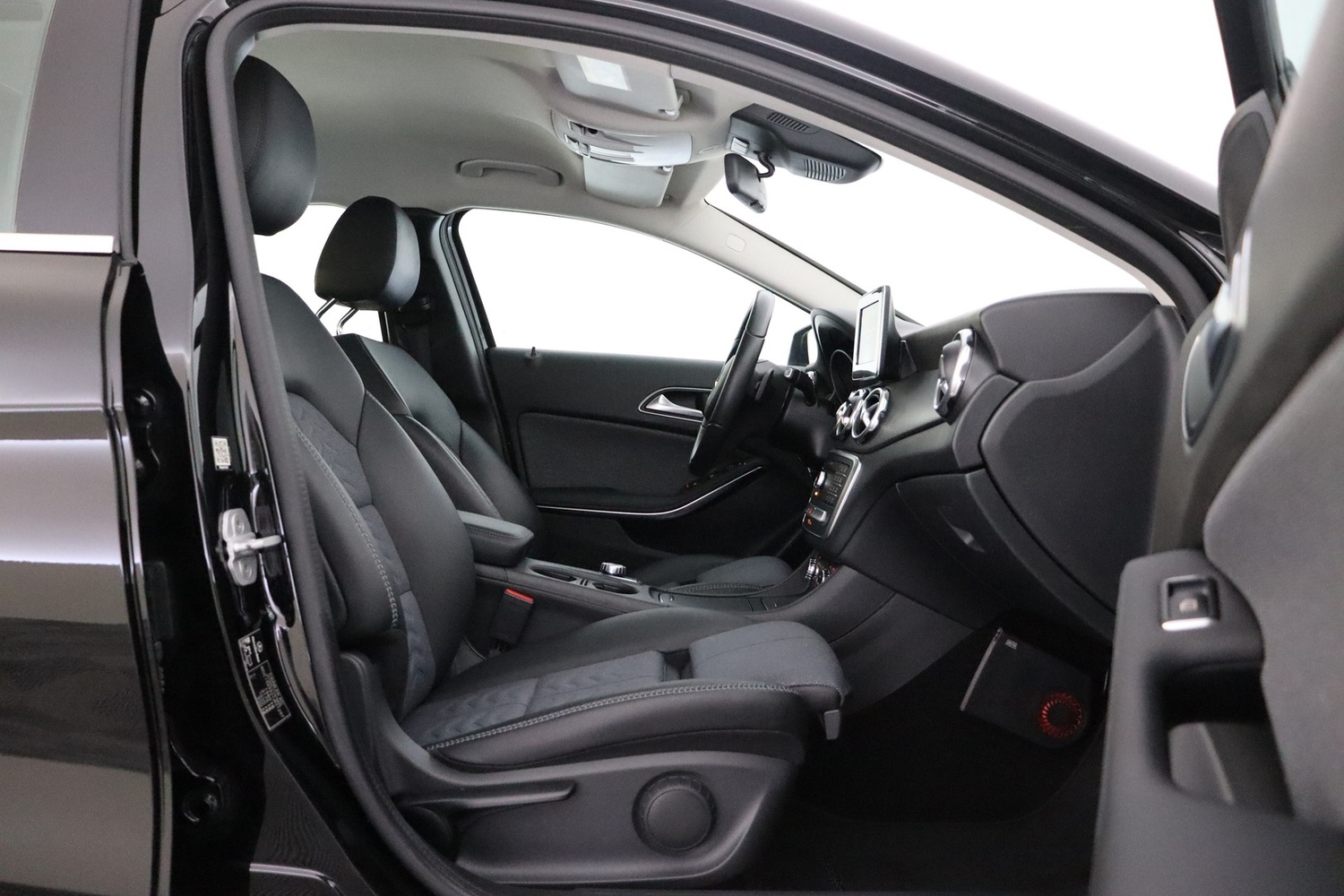 Mercedes-Benz GLA vaihtoauto