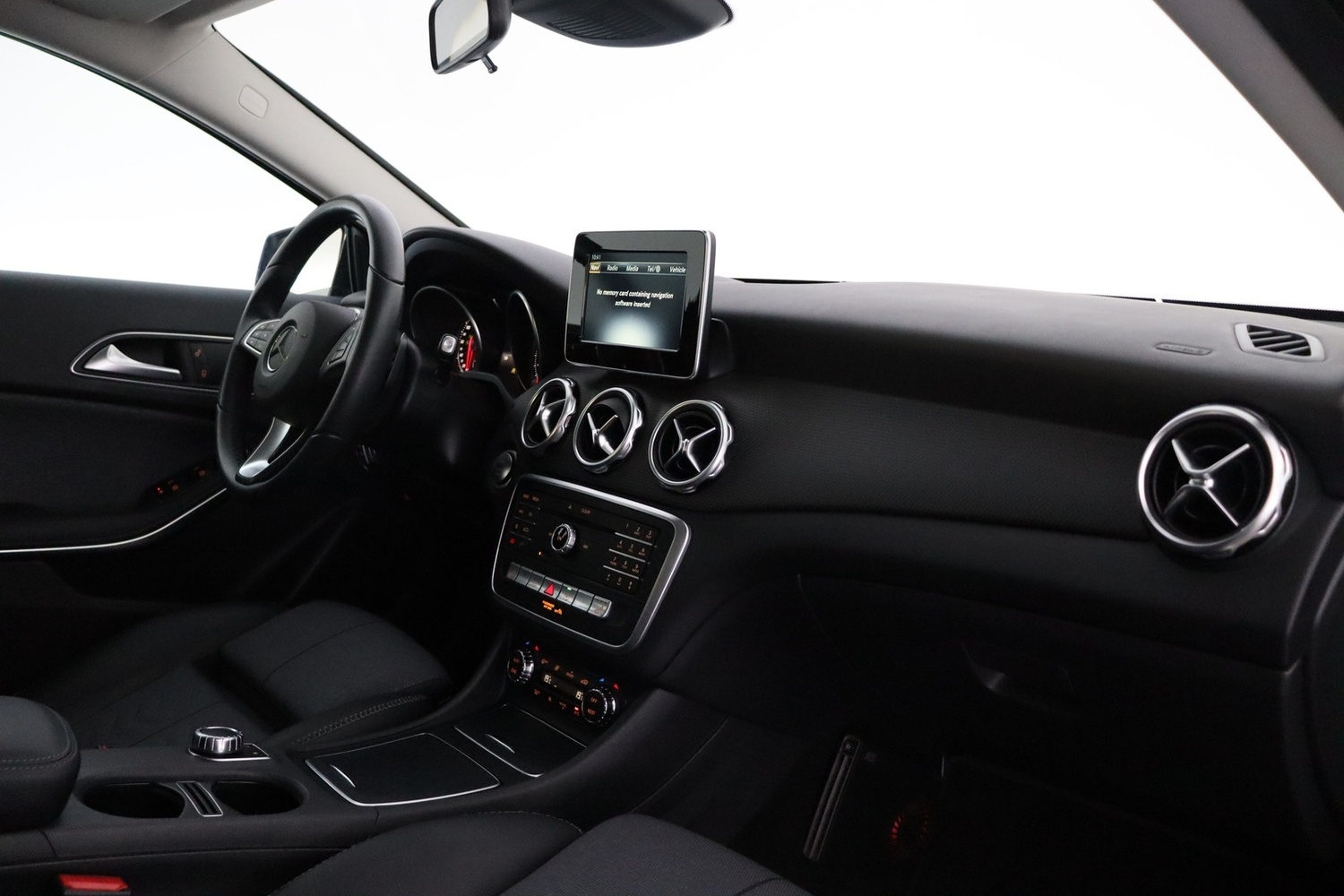 Mercedes-Benz GLA vaihtoauto