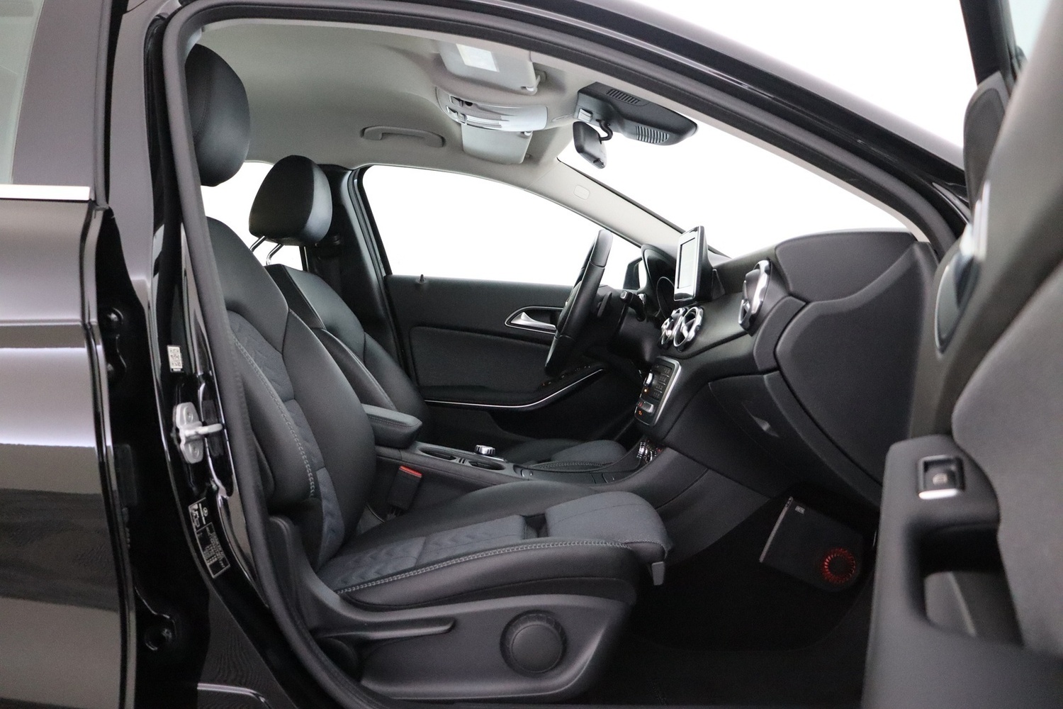 Mercedes-Benz GLA vaihtoauto