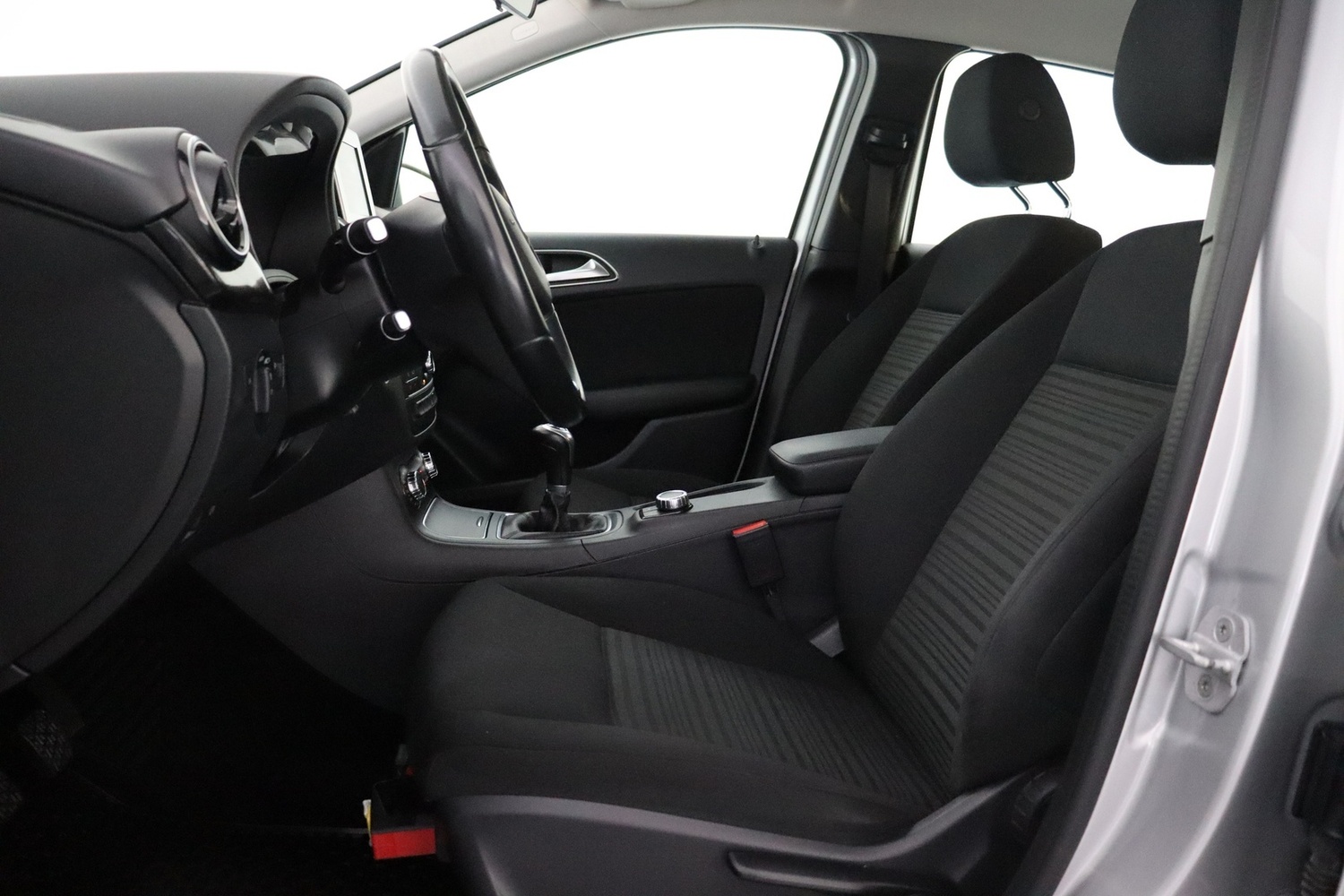 Mercedes-Benz B vaihtoauto