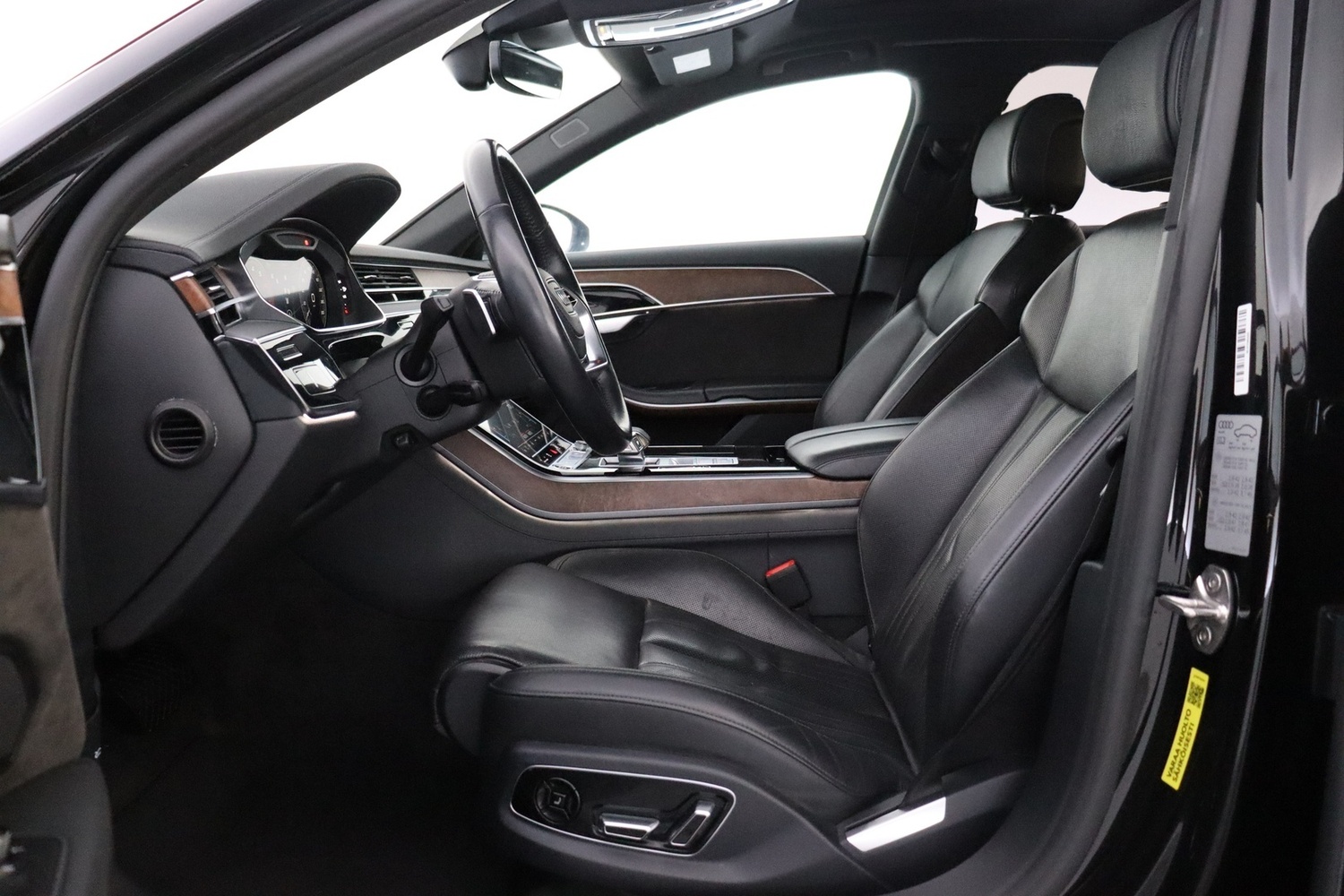 Audi A8 vaihtoauto