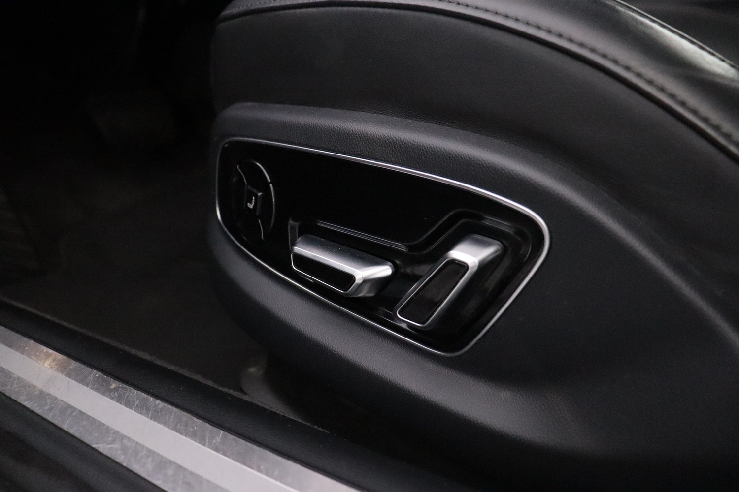 Audi A8 vaihtoauto
