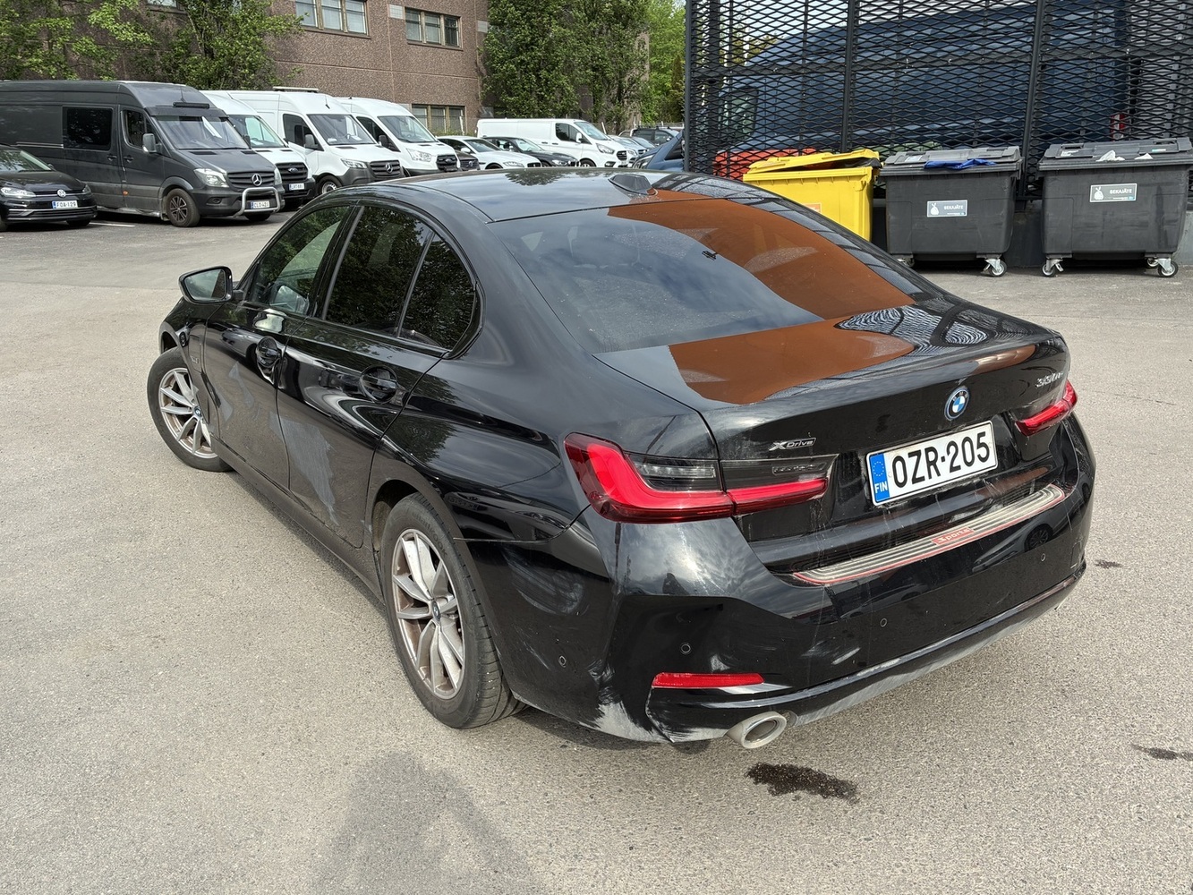 BMW 330 vaihtoauto