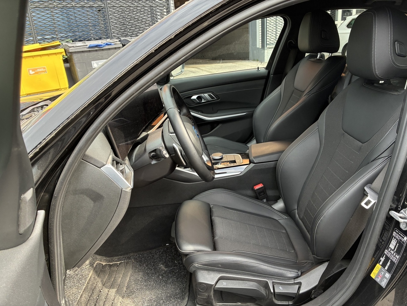 BMW 330 vaihtoauto
