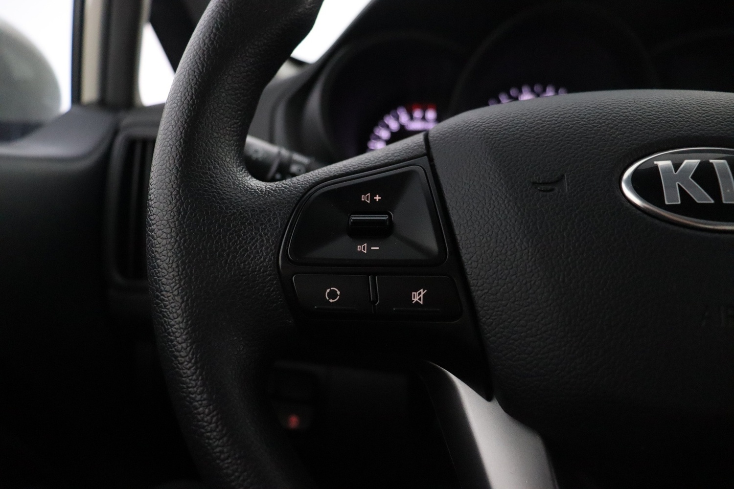 Kia Rio vaihtoauto
