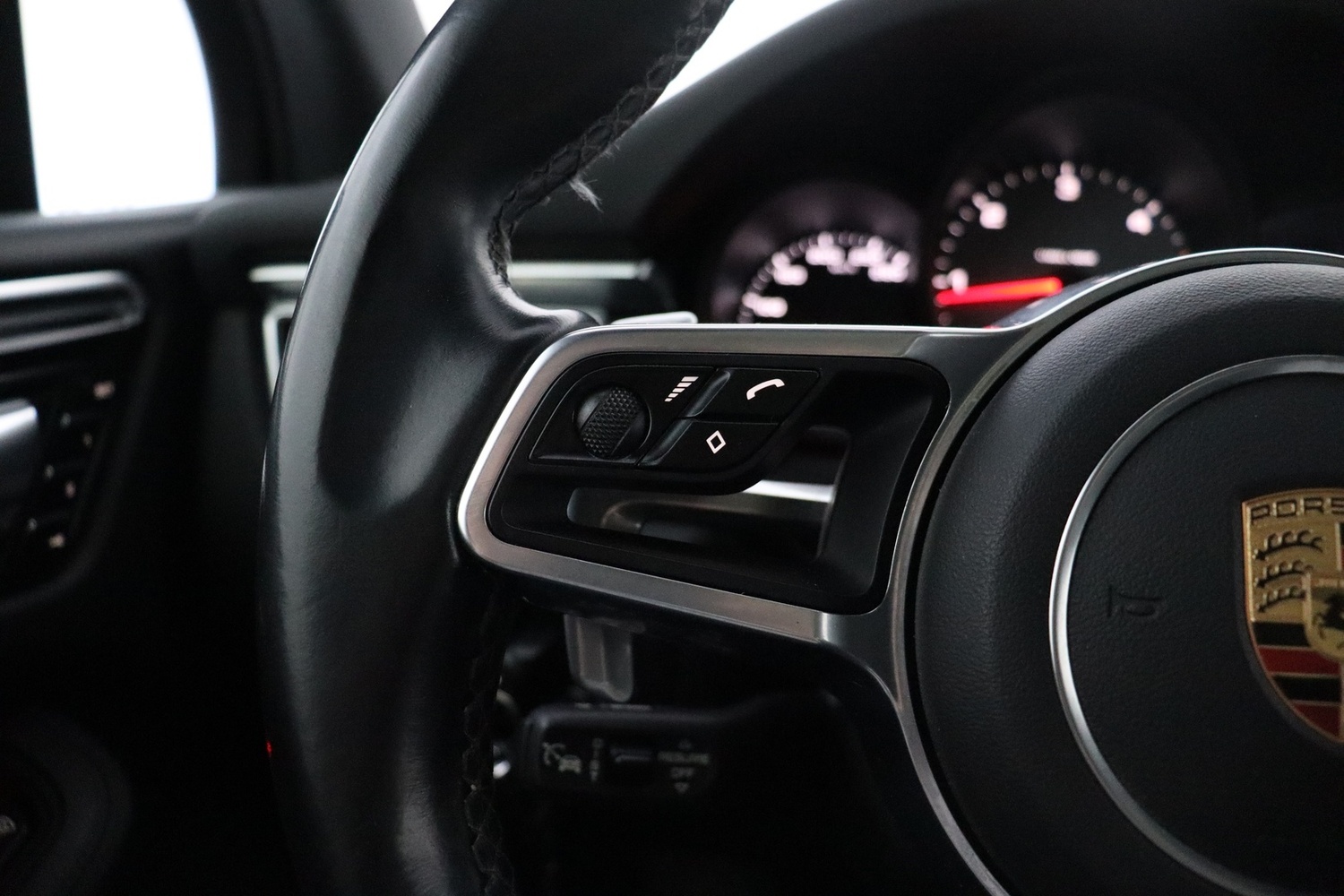 Porsche Macan vaihtoauto