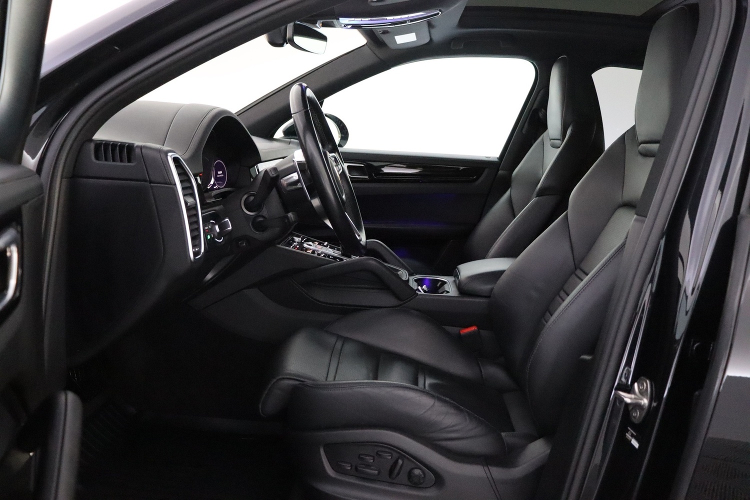 Porsche Cayenne vaihtoauto