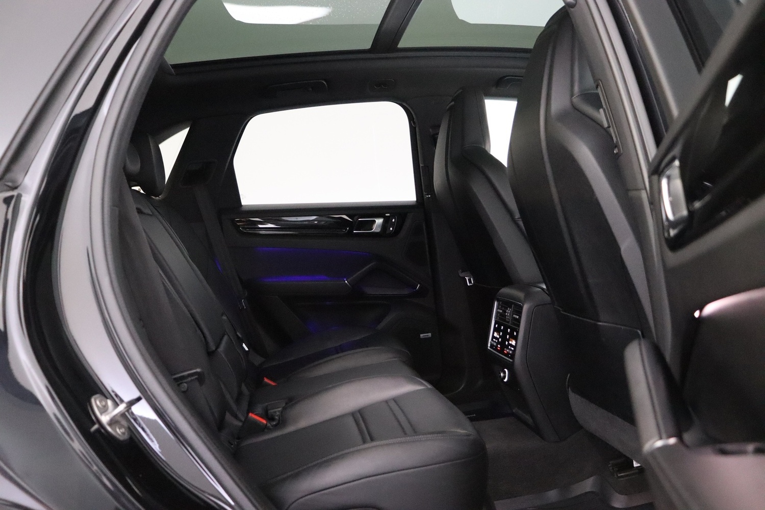Porsche Cayenne vaihtoauto