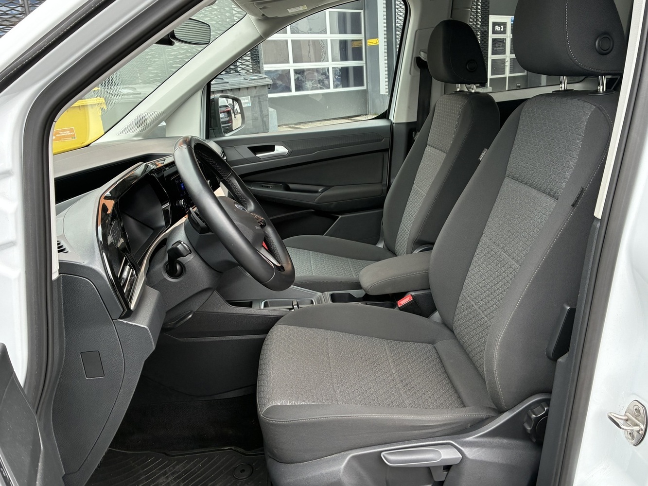 Ford Tourneo Connect vaihtoauto