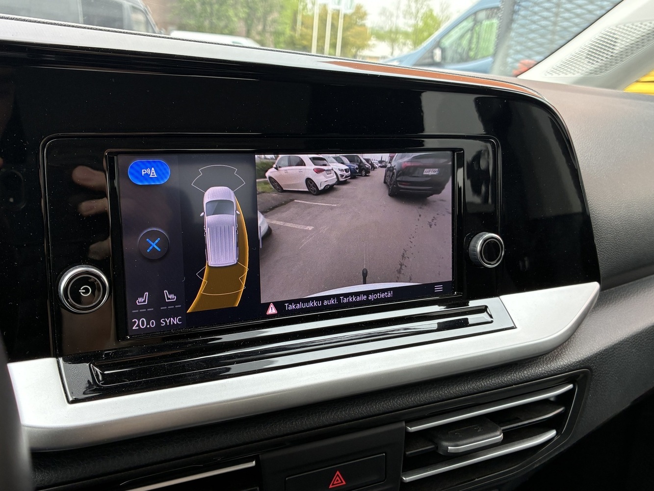 Ford Tourneo Connect vaihtoauto