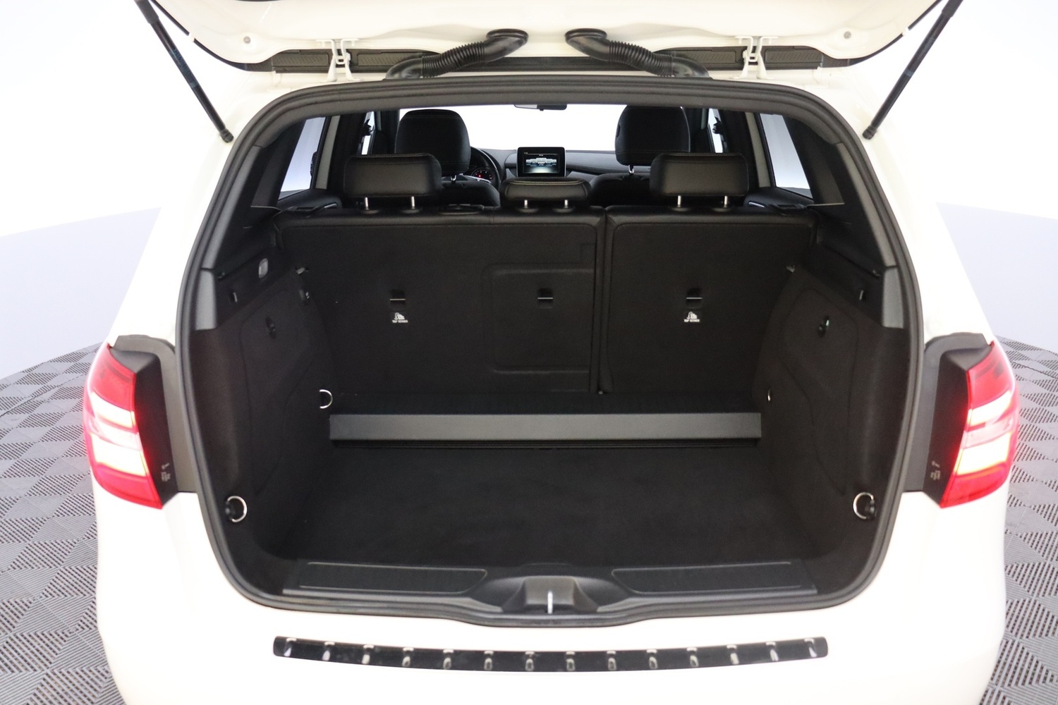 Mercedes-Benz B vaihtoauto