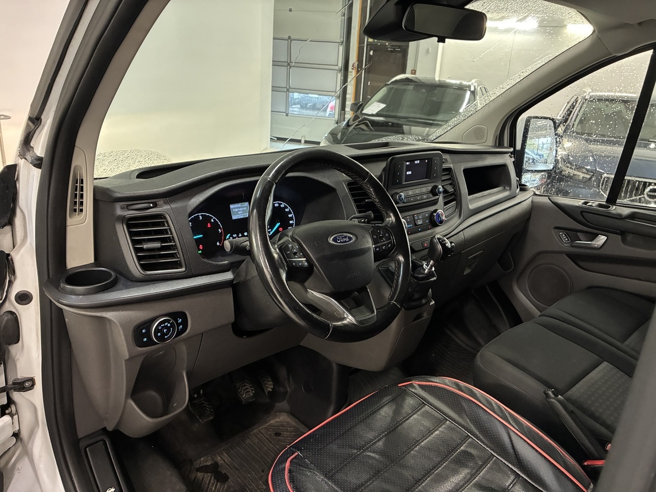 Ford Transit Custom vaihtoauto