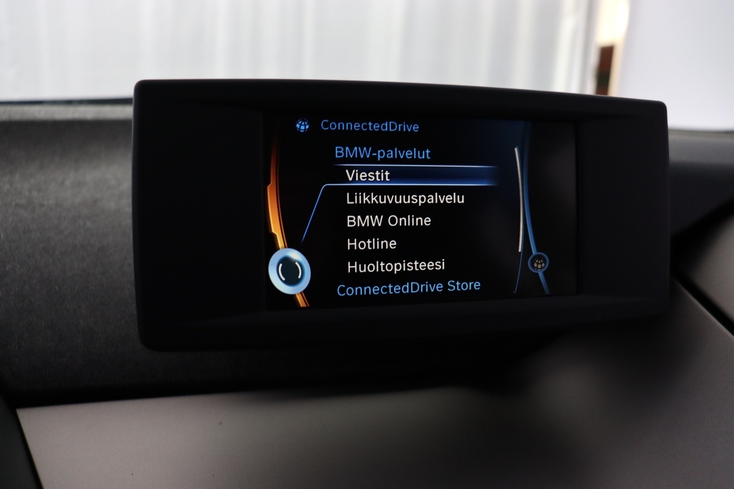 BMW i3 vaihtoauto