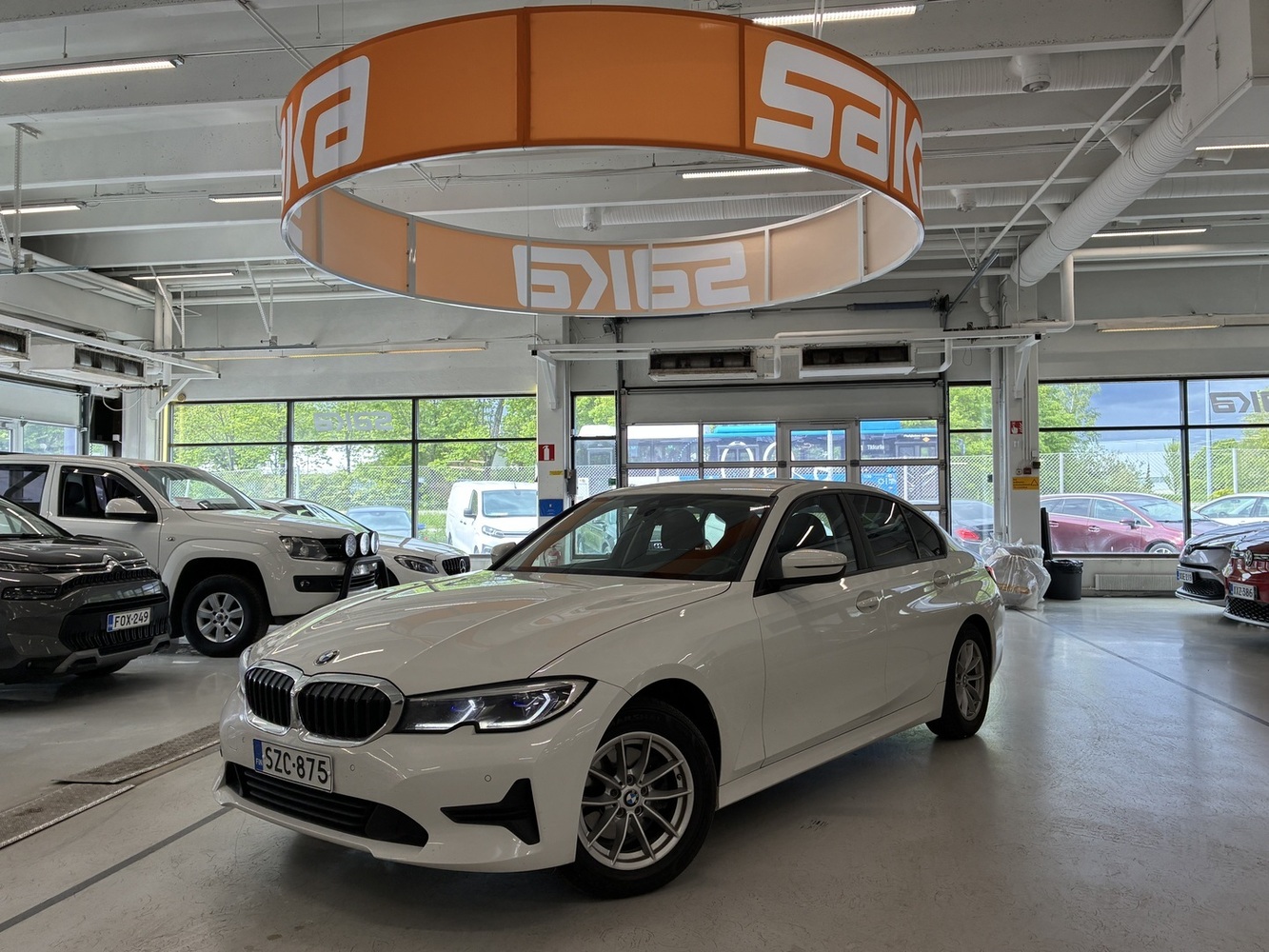 BMW 320 vaihtoauto