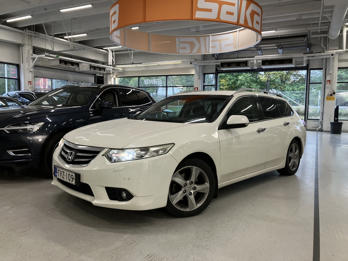 Honda Accord vaihtoauto