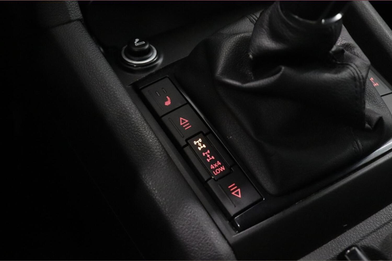 Volkswagen Amarok vaihtoauto