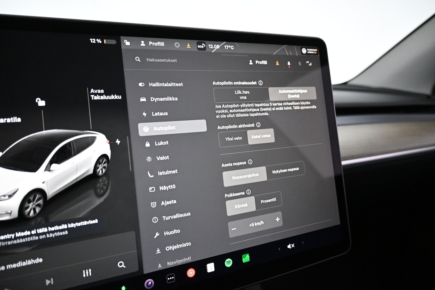Tesla Model Y vaihtoauto