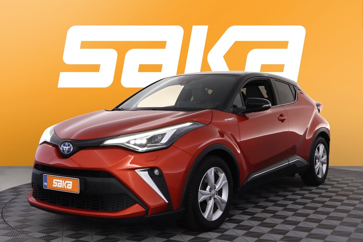 Toyota C-HR vaihtoauto
