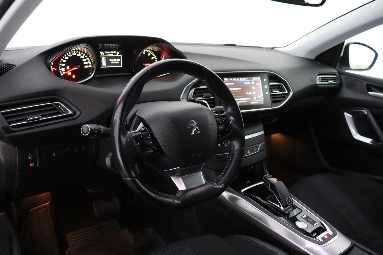 Peugeot 308 vaihtoauto
