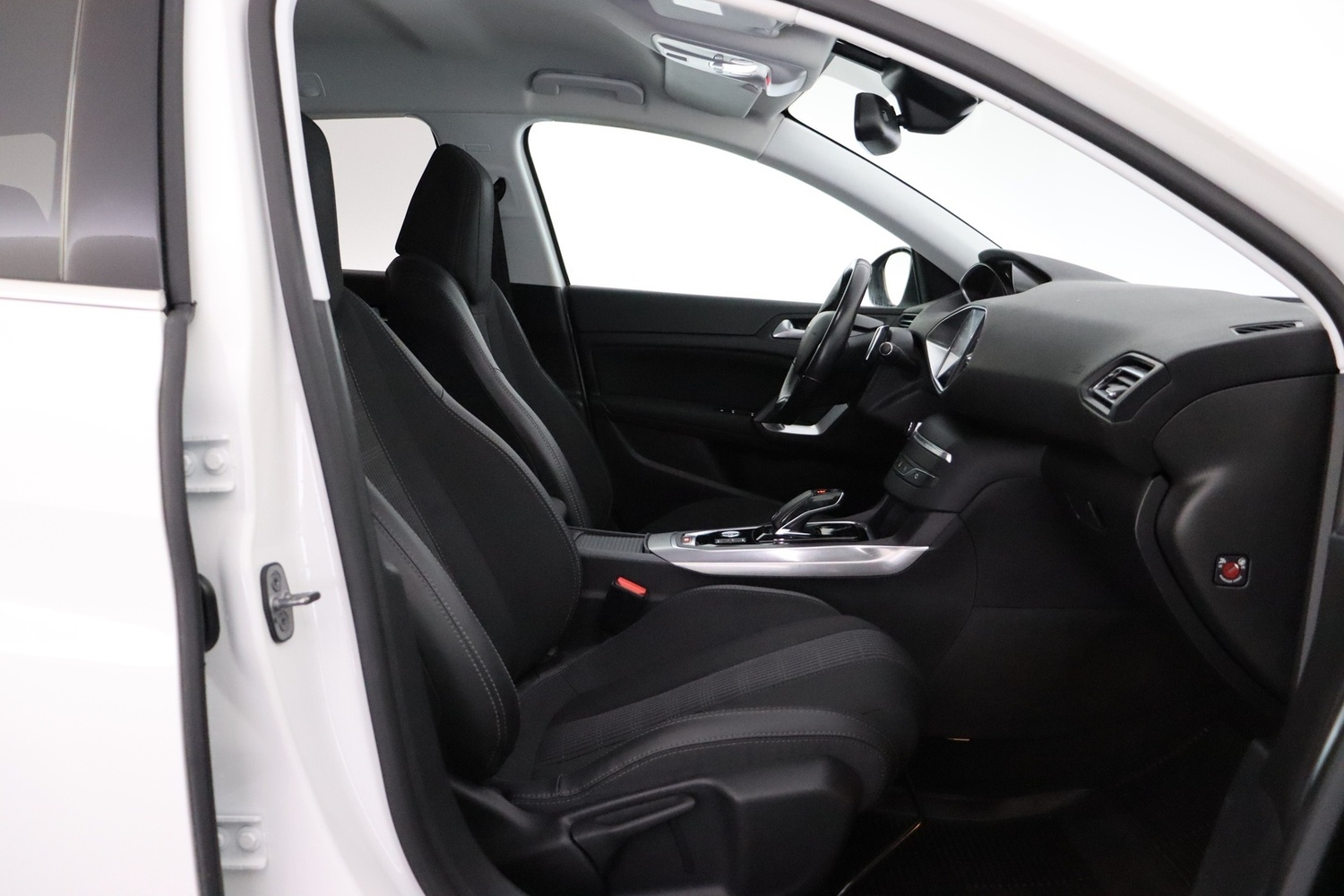 Peugeot 308 vaihtoauto