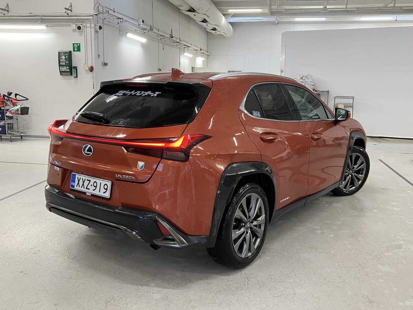 Lexus UX vaihtoauto