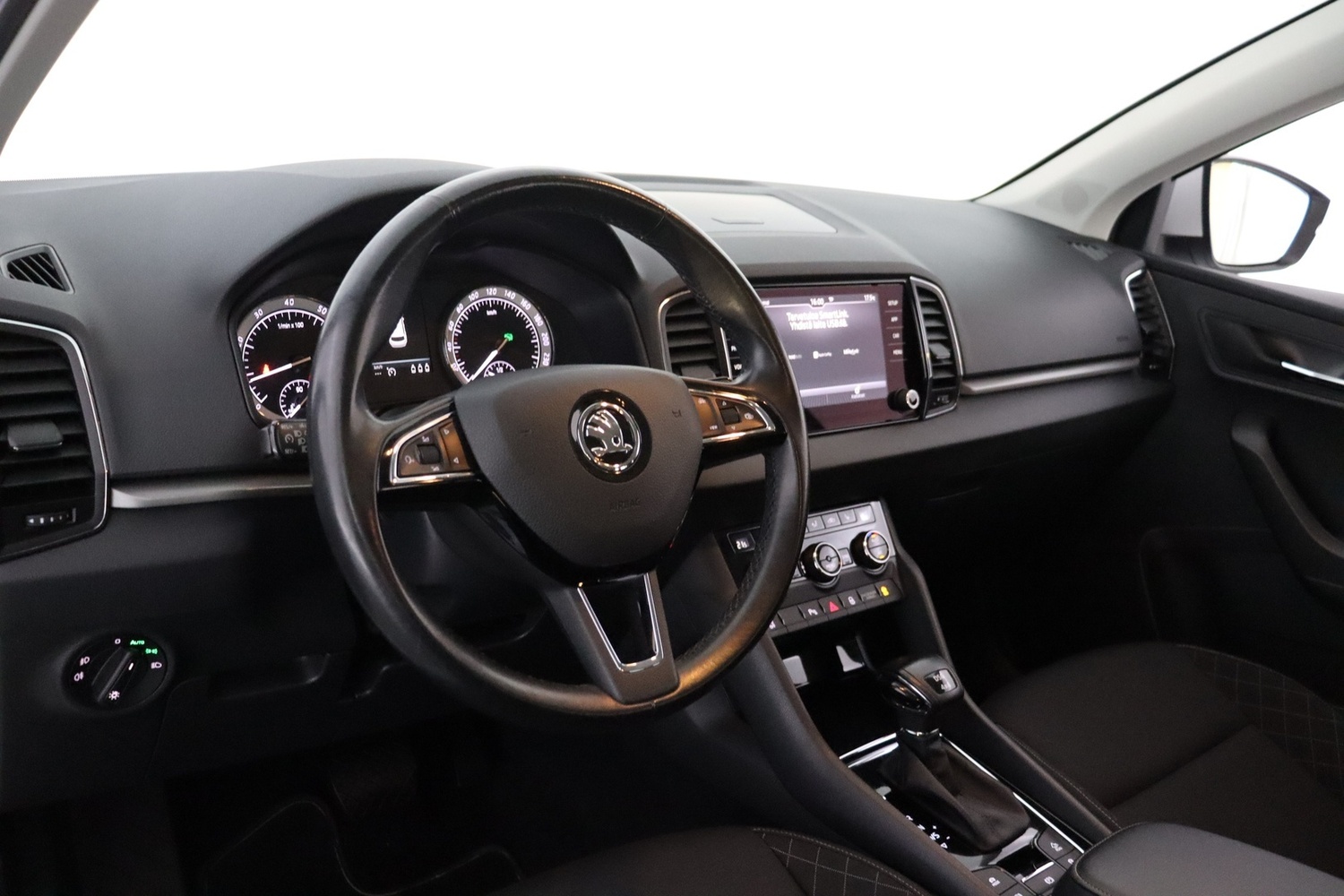 Skoda Karoq vaihtoauto
