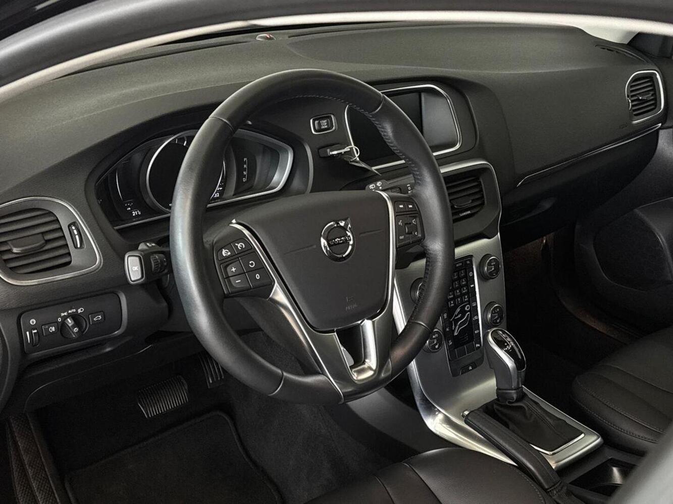 Volvo V40 vaihtoauto